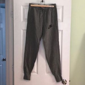 Nike women’s sweatpants